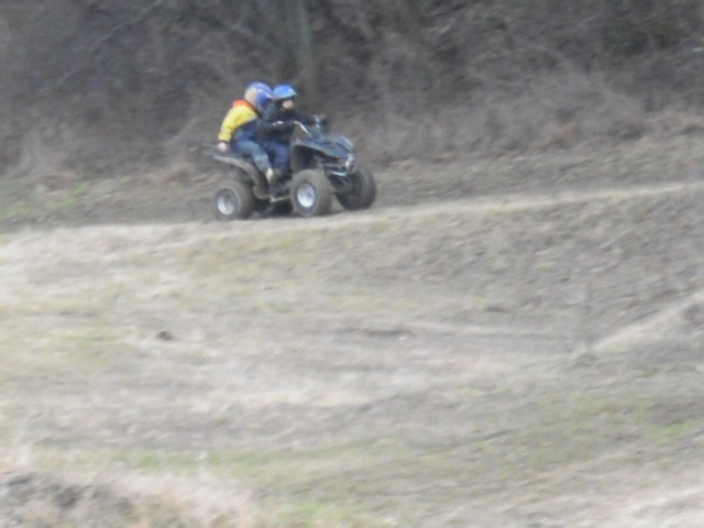 quad 2010.03. 569