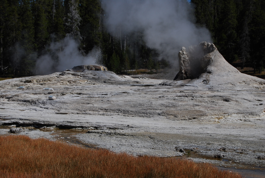 US 2010 Day08  091Giant Geyser, Yellowstone NP, WY