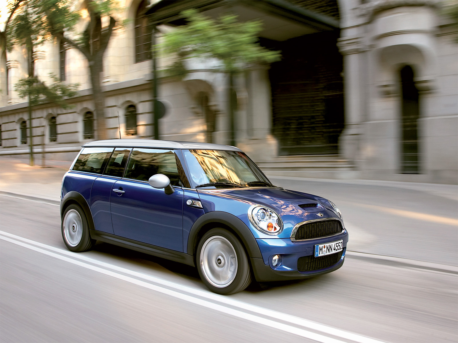 2008-MINI-Cooper-S-Clubman-05