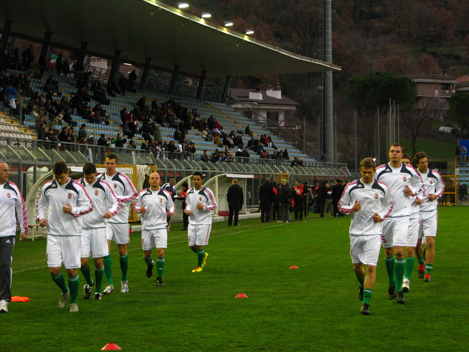 U21 bemelegítés.