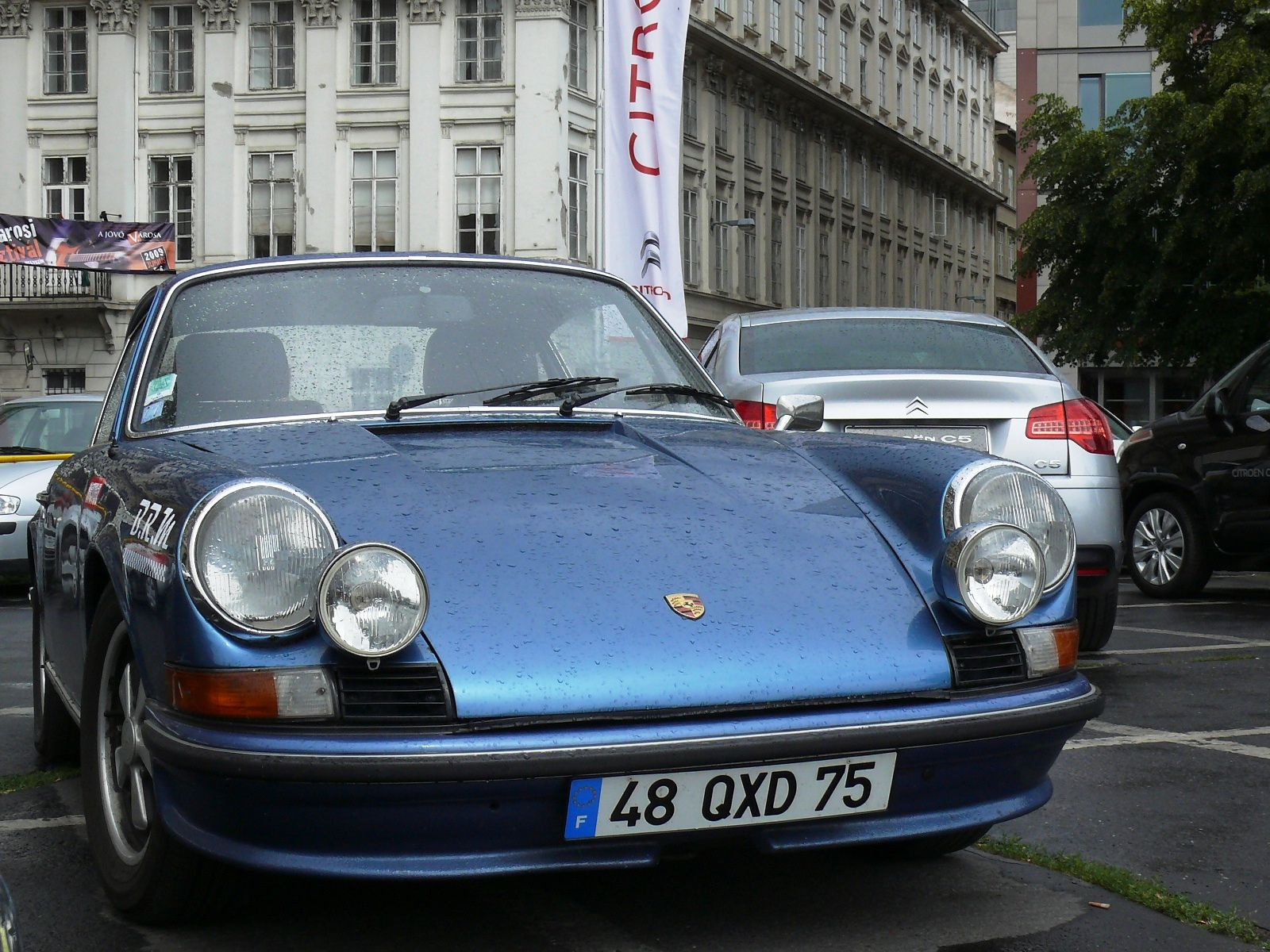 Porsche 911