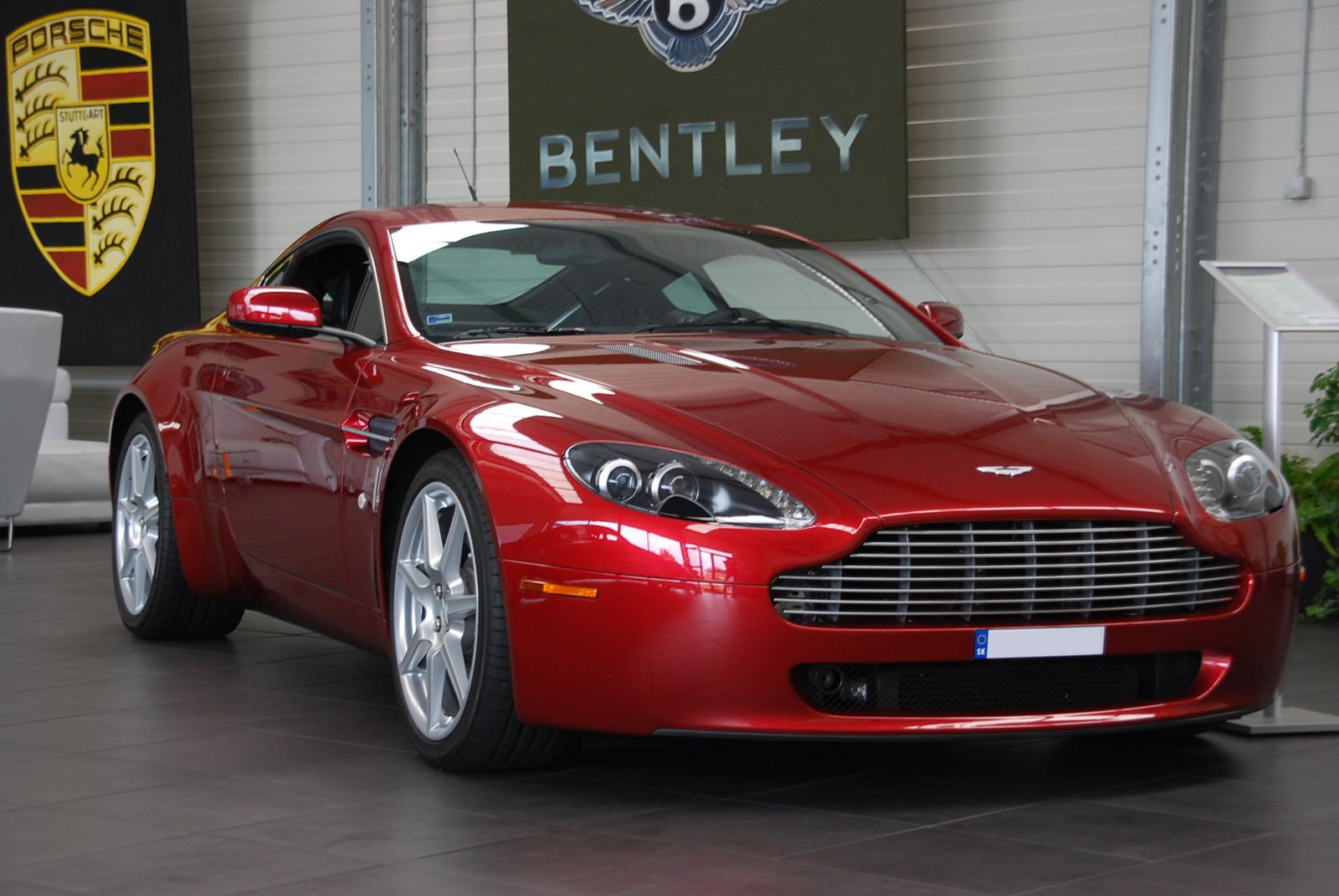 Aston Martin V8 Vantage