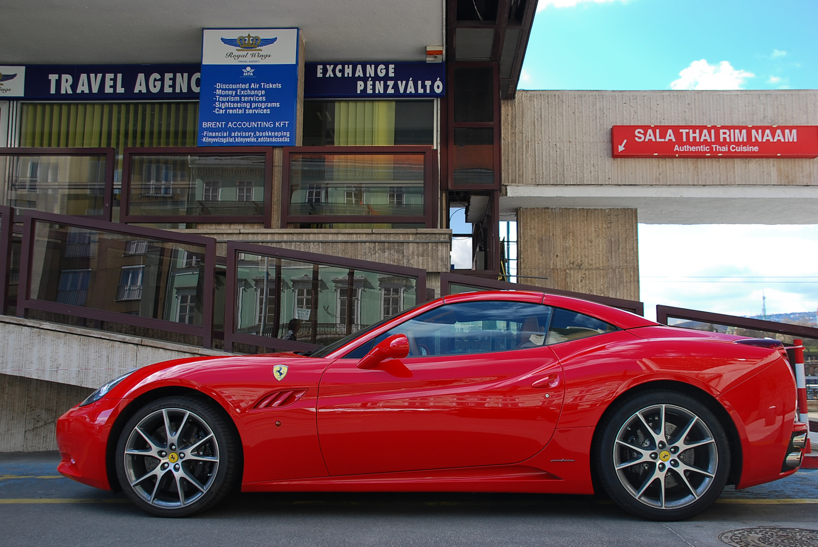 Ferrari California