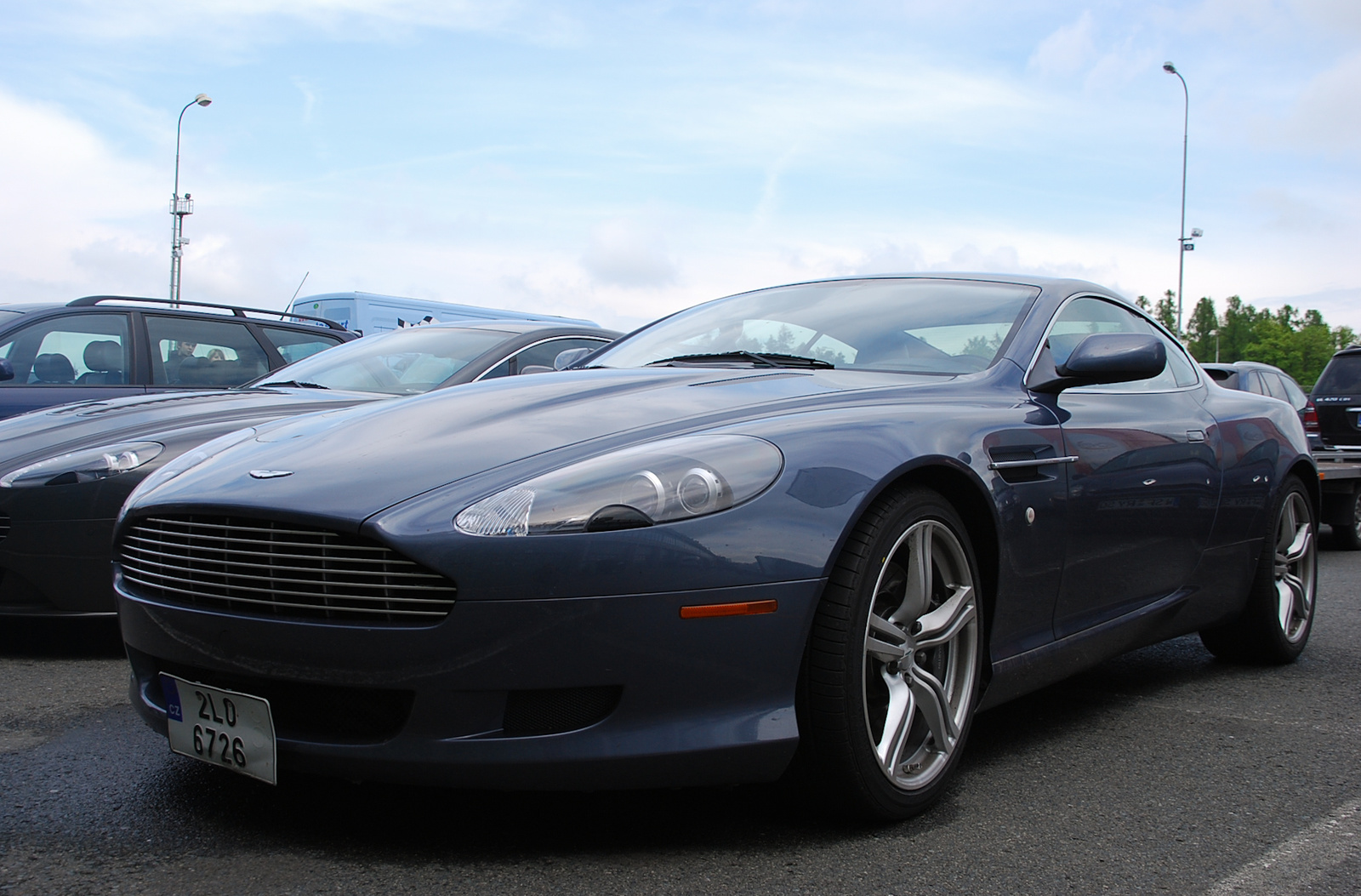 Aston Martin DB9