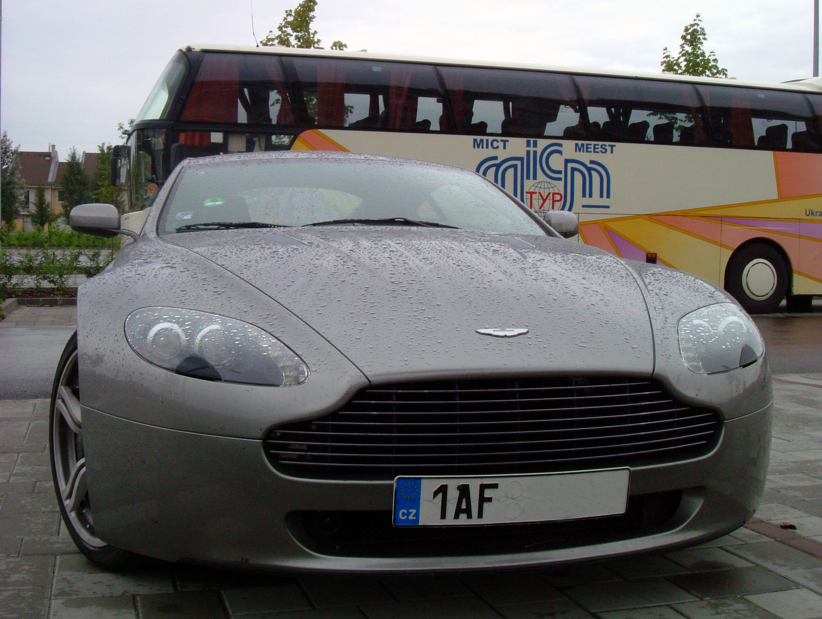 Aston Martin V8 Vantage