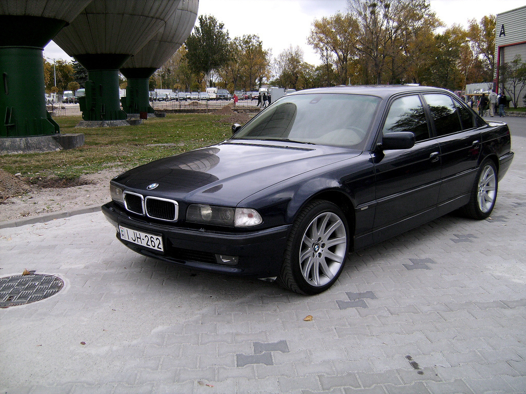 BMW e38