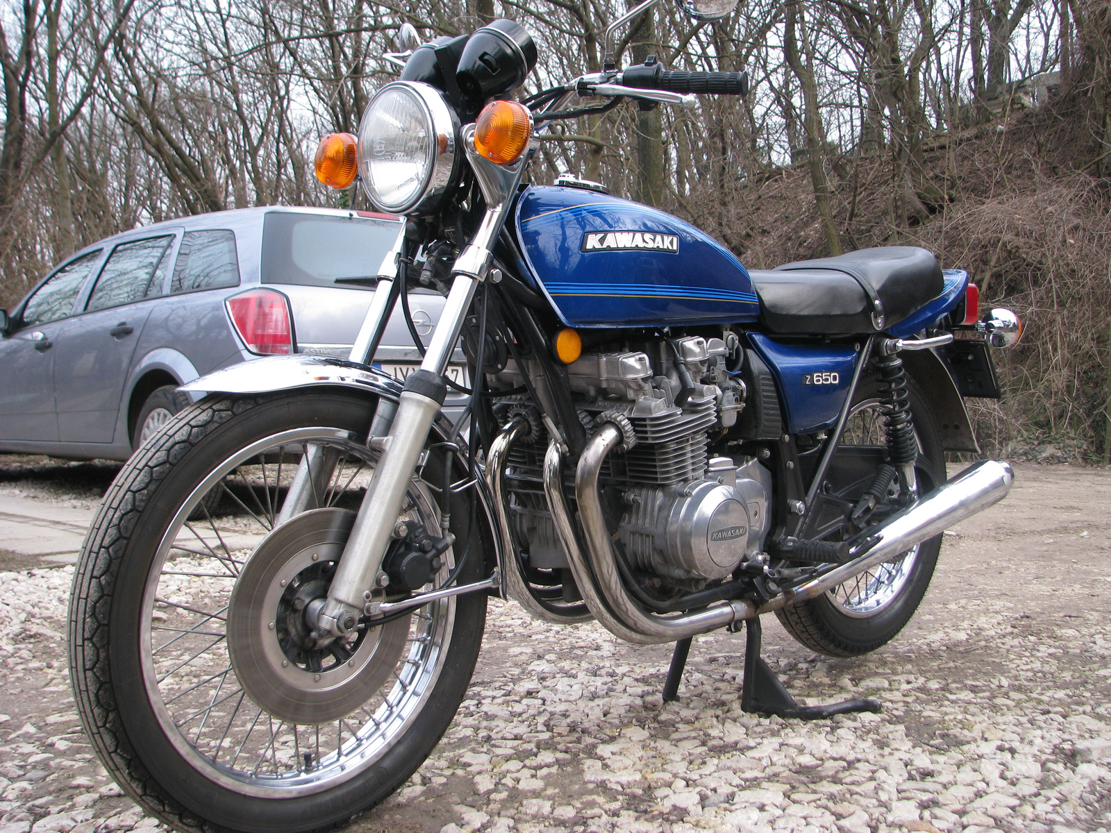 Kawasaki z650 3