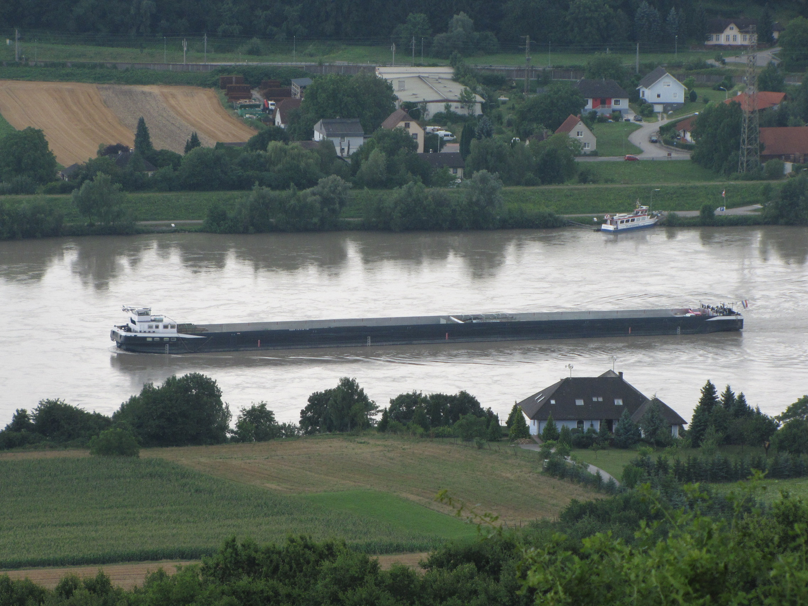 Ausztria, a Duna Maria Taferl-nél, SzG3