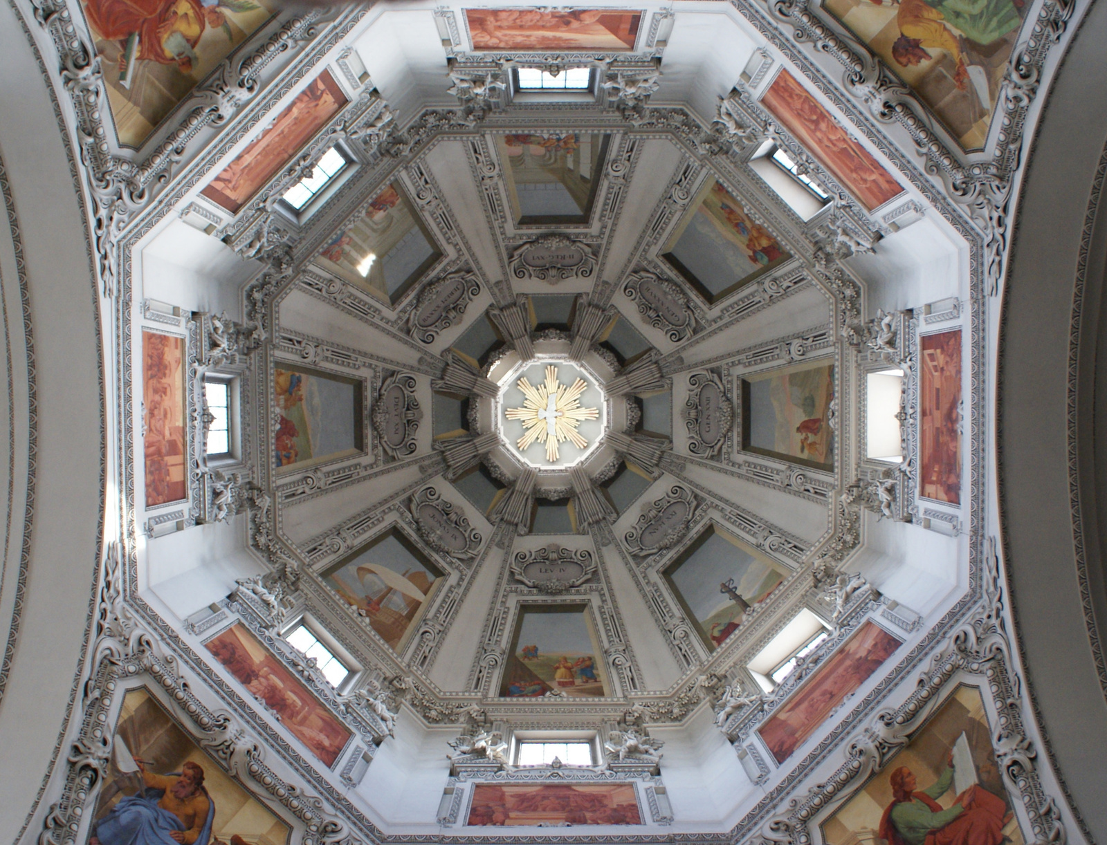 Salzburg -dóm belső kupola