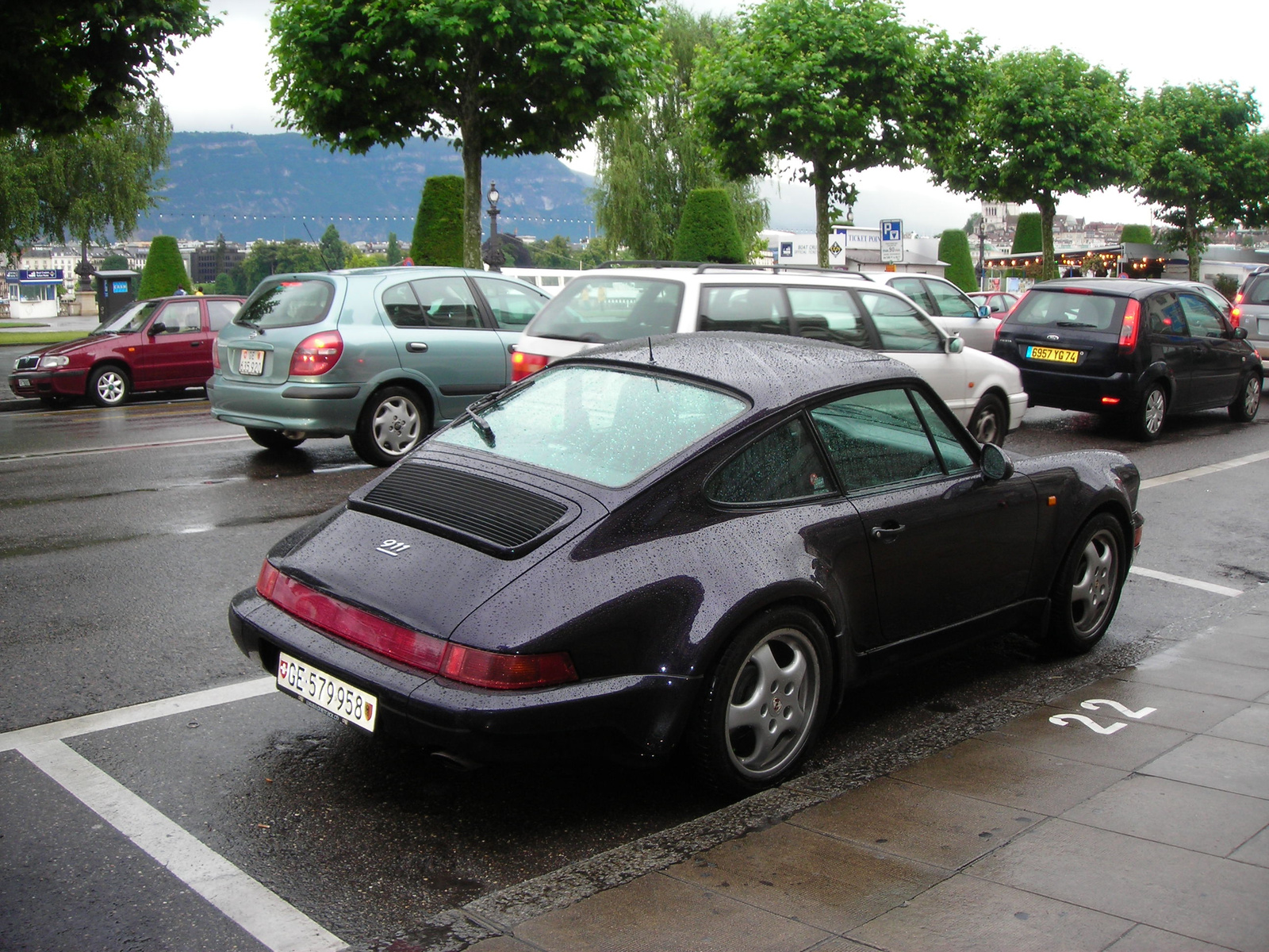 Porsche 911 (964) Carrera 4 Jubilee