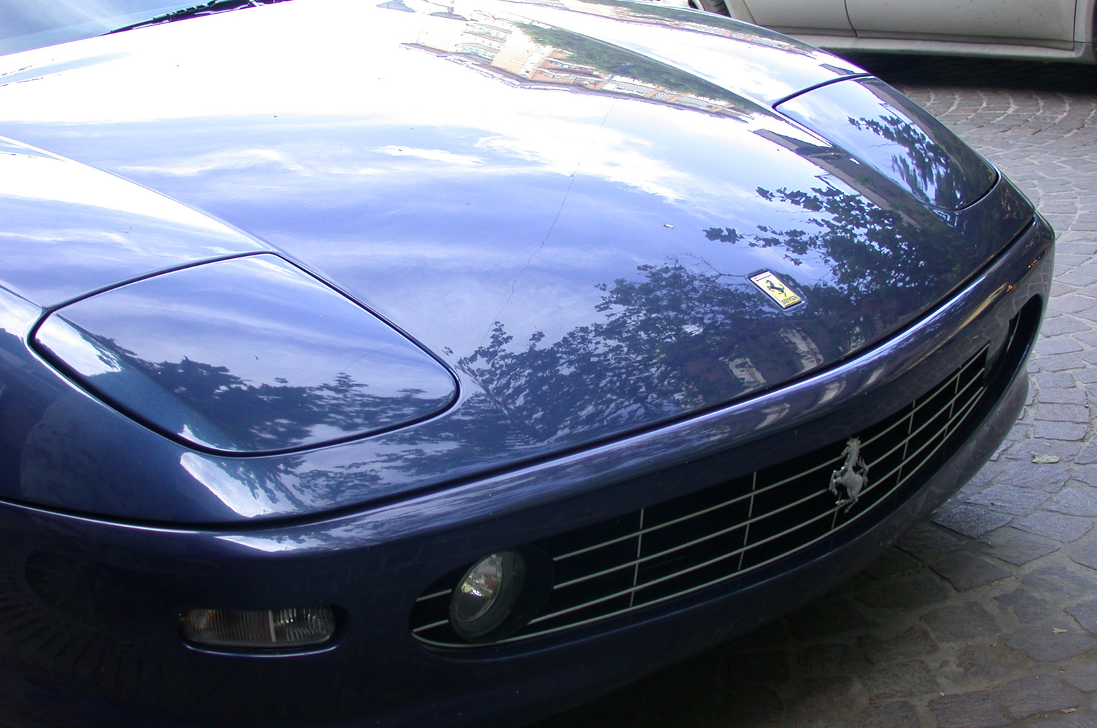 Alszik a Ferrari(456)