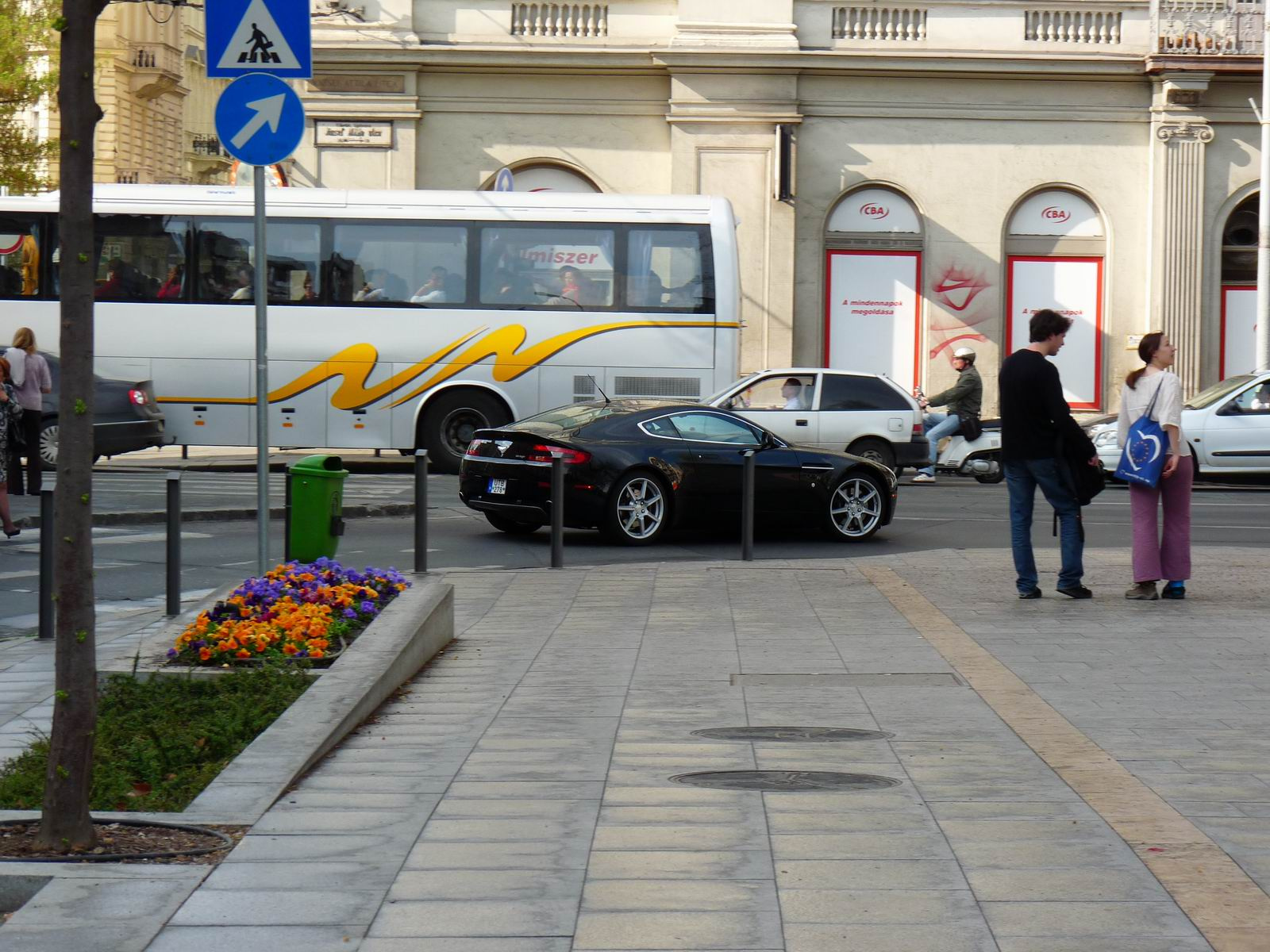 Aston Martin V8 Vantage