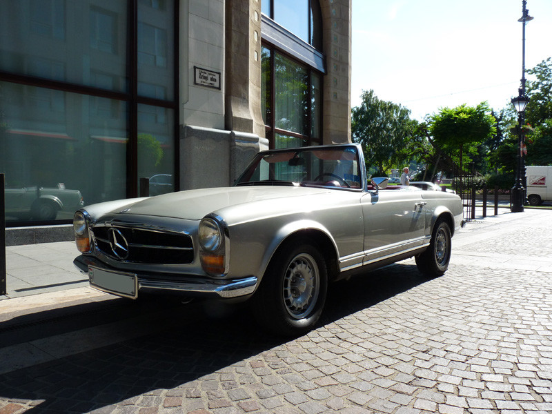 Mercedes 280SL