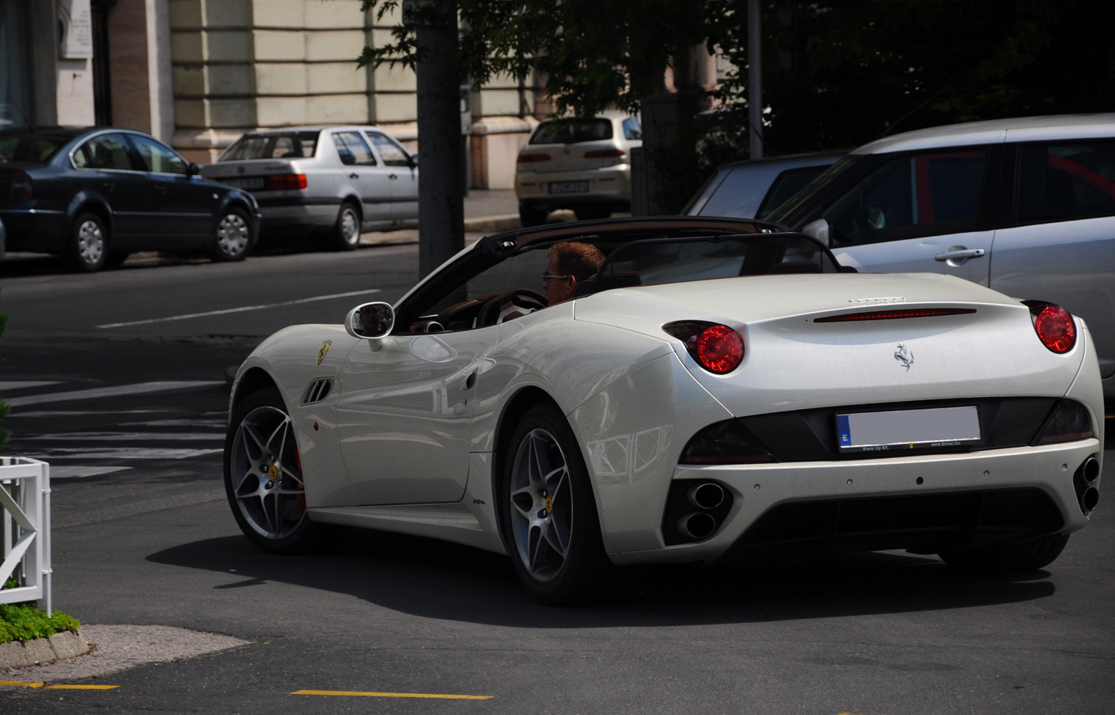 Ferrari California