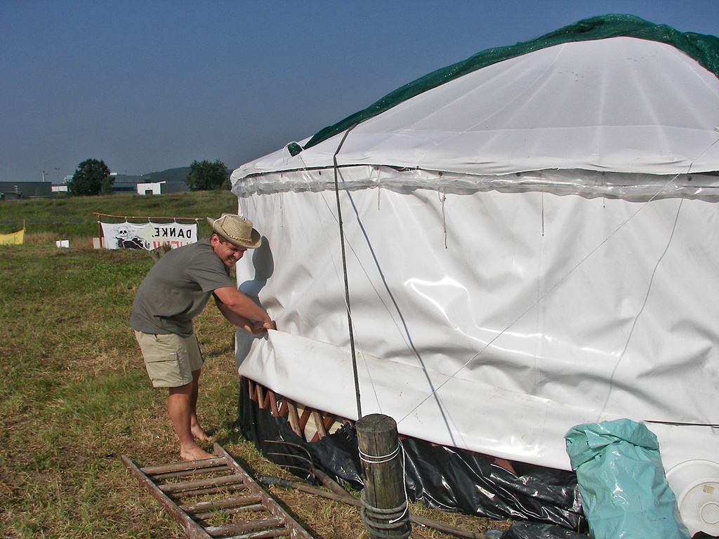 2009-08-17/28 jurta szellőztetés