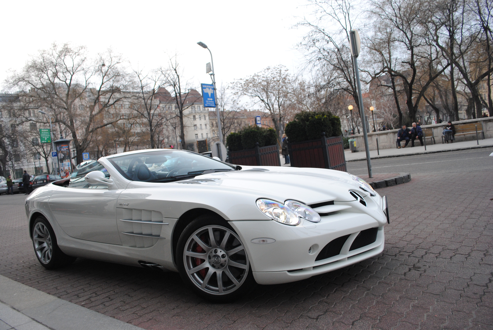 Mercedes SLR McLaren Roadster