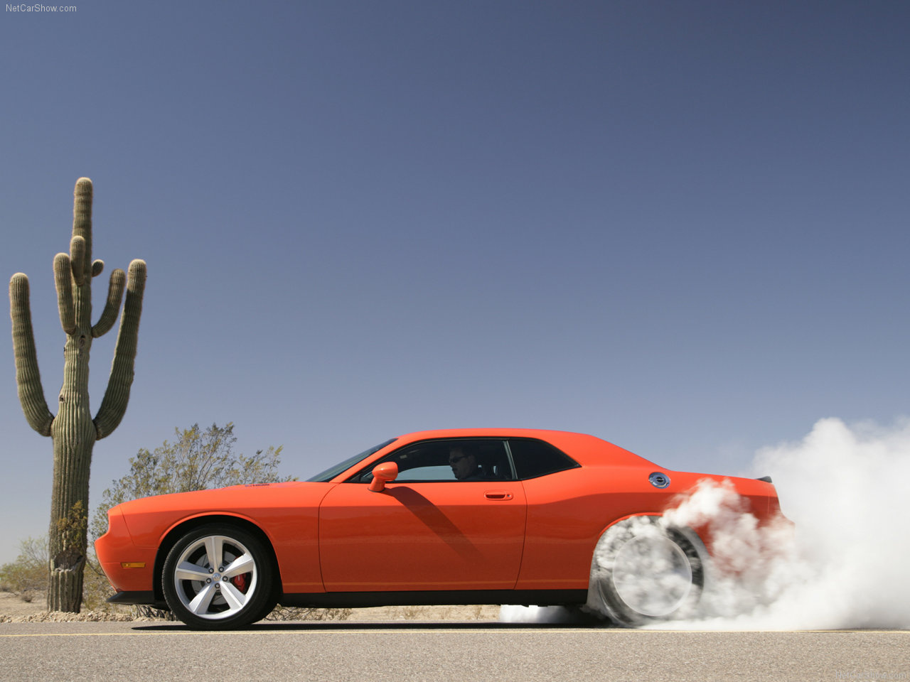 Dodge-Challenger SRT8 2008 1280x960 wallpaper 24