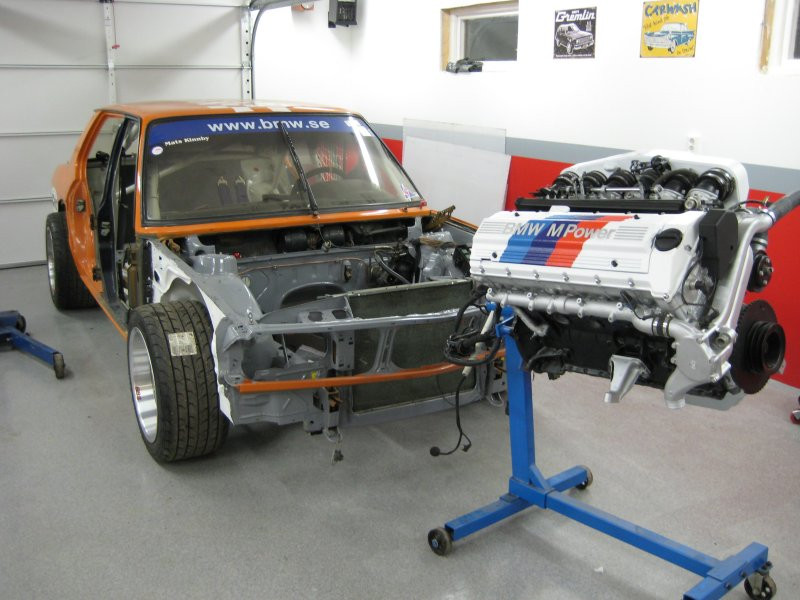 E28 bomba 2