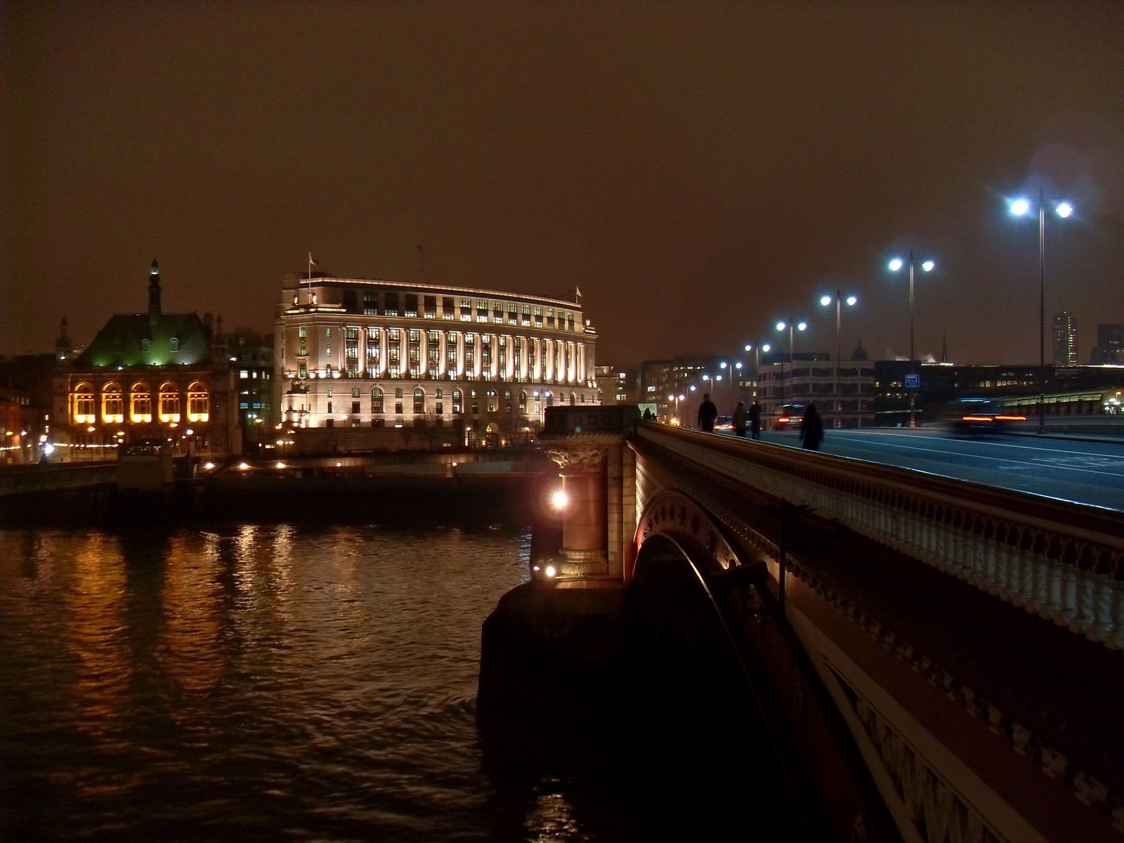 Blackfriars Bridge sewww (1)