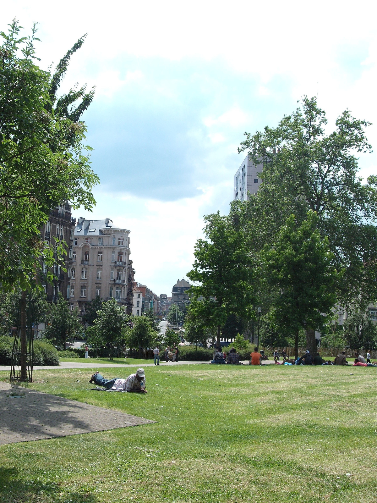 Porte de Hal (Városkapú)  park