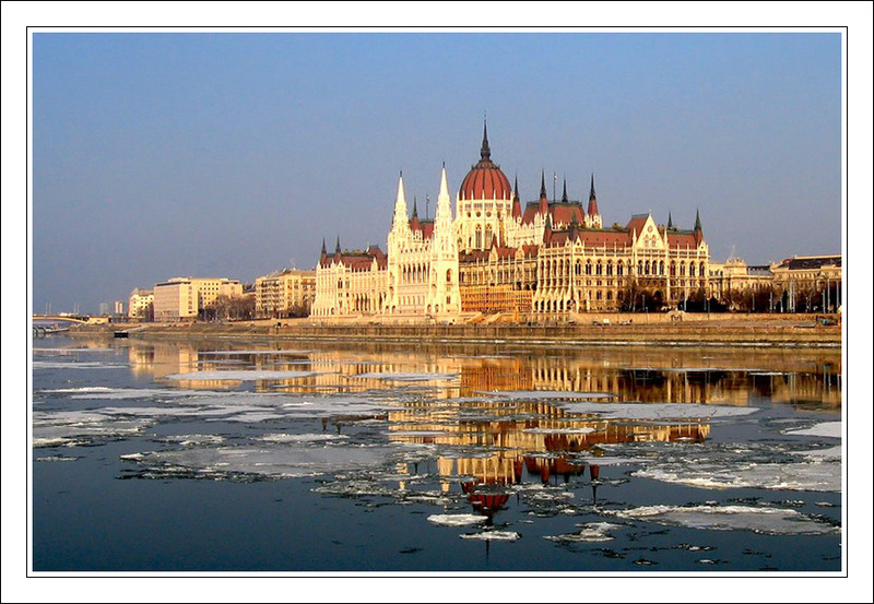 Parlament, jéggel