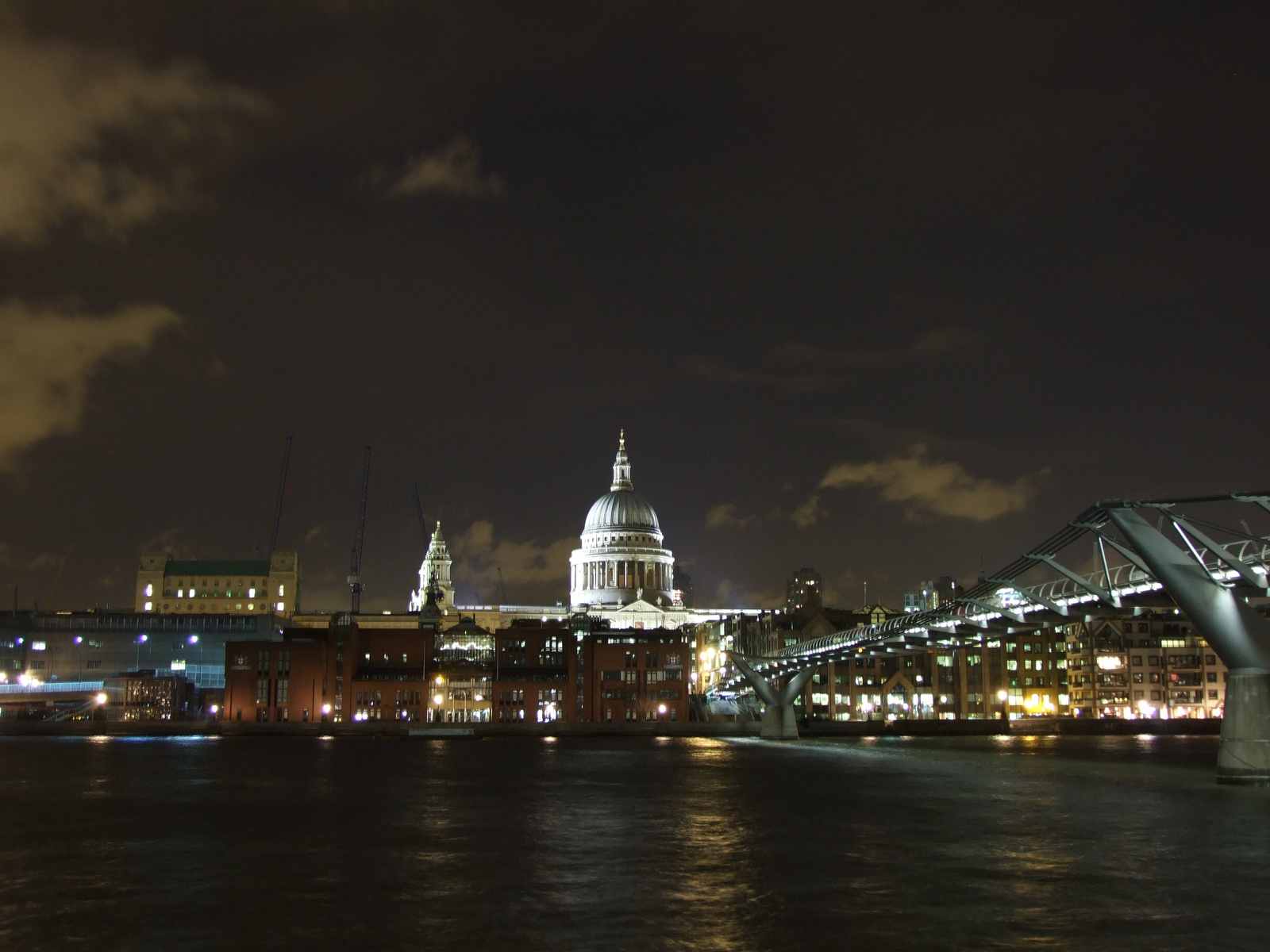 St Paul's Cathedral a másik oldalról