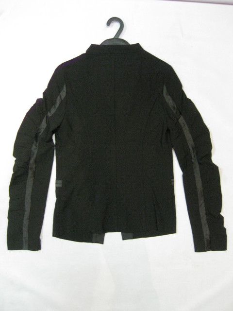 91014A-04  CK BLACK TERYLENE COAT SIZE 2 4 6(BACK) PRICE USD45