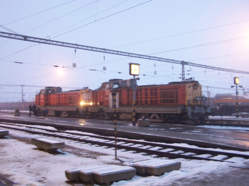 M40 - 303 + M40 - 302 Dombóvár (2010.01.08).