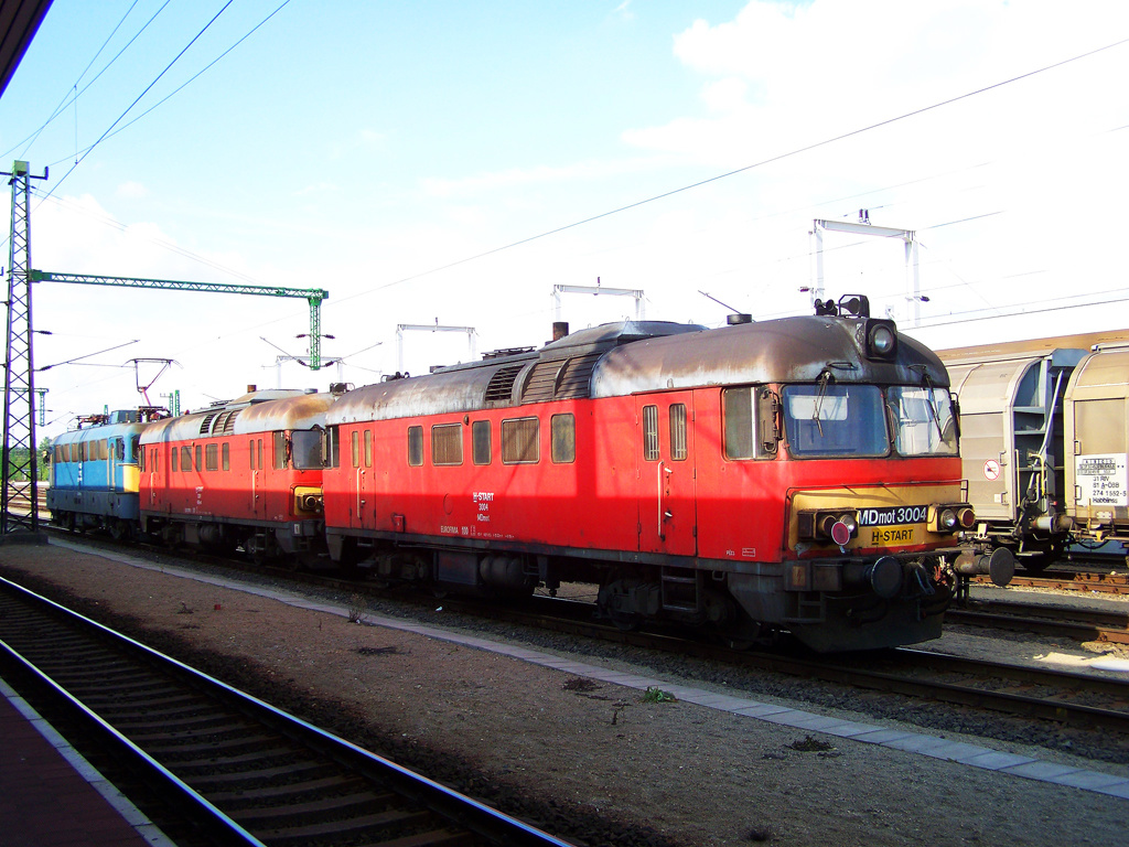 V43 - 1192 + MDmot - 3034 + MDmot - 3004 Kelenföld (2010.05.07)0