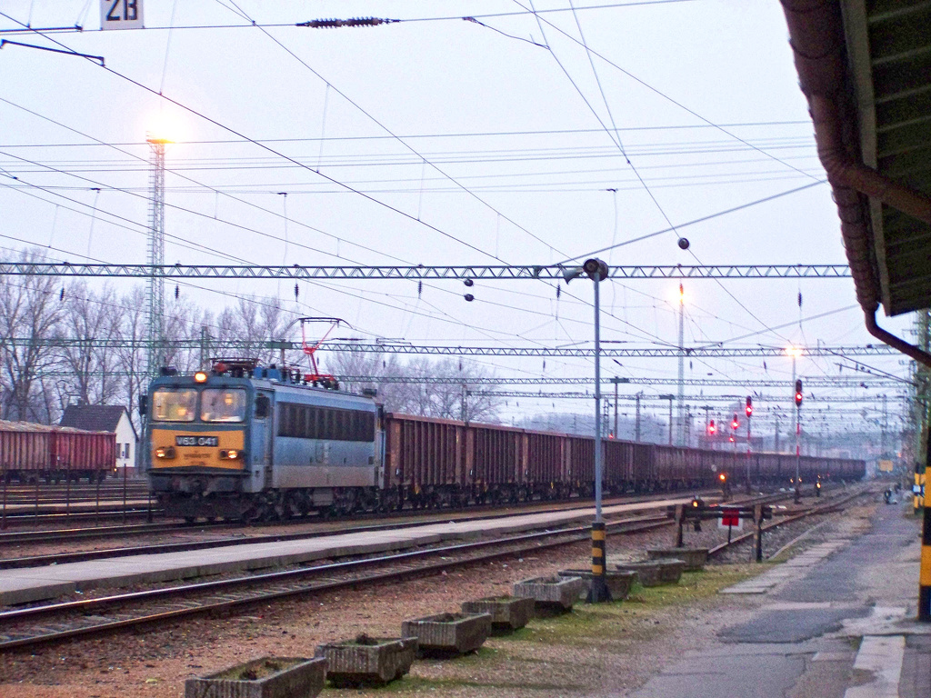 V63 - 041 Dombóvár (2011.02.01).