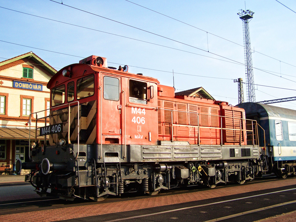 M44 - 406 Dombóvár (2011.05.20)02