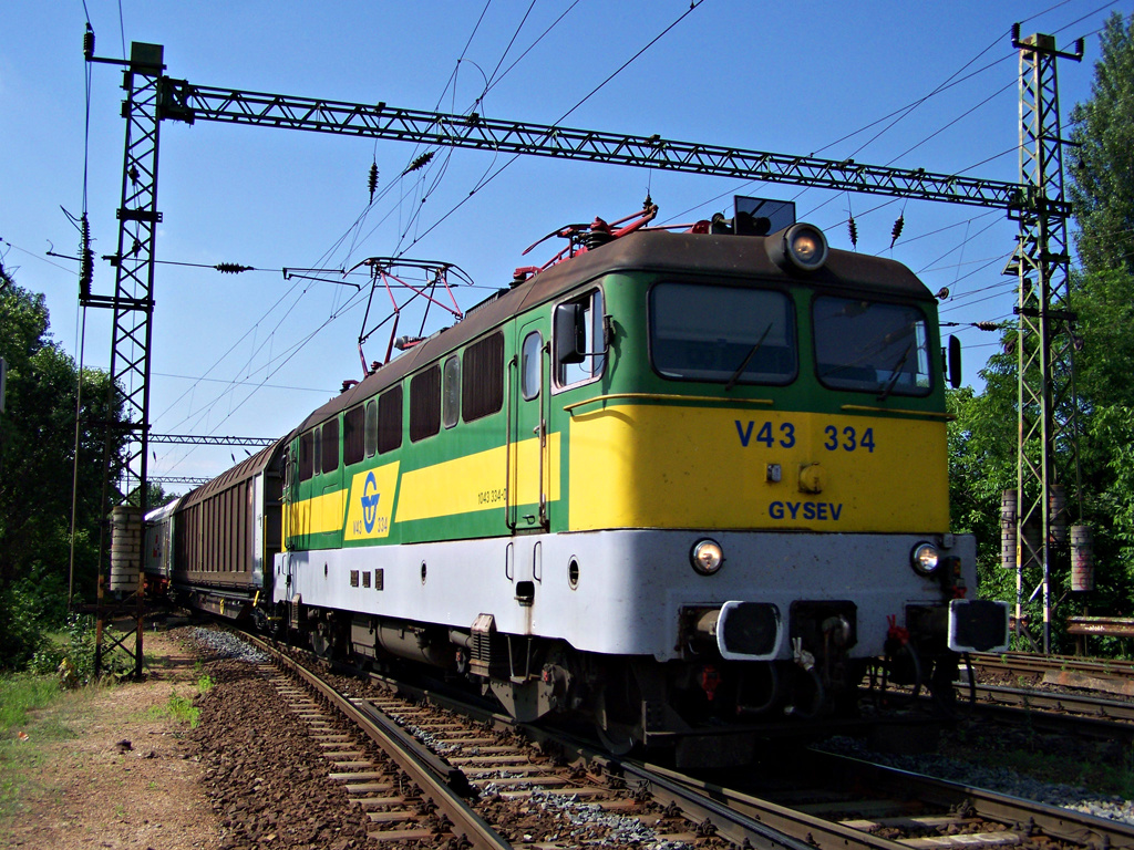 V43 - 334 Kelenföld (2011.06.11)01