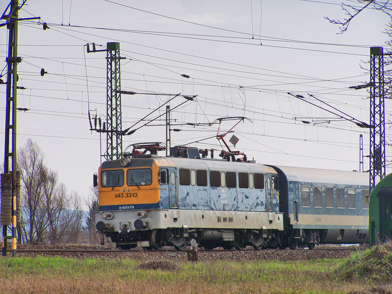 V43 - 3313 Dombóvár (2010.03.20).