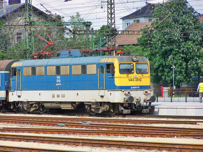 V43 - 3312 BP Kelenföld (2010.05.07)