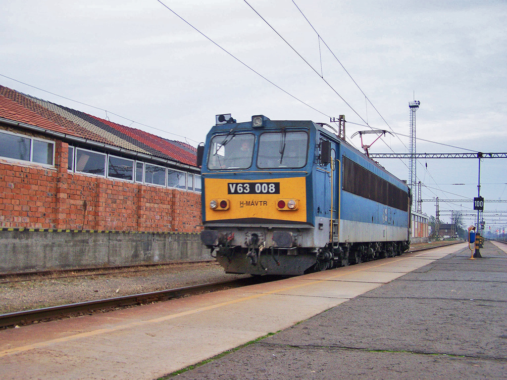 V63 - 008 Dombóvár (2009.11.02)04.