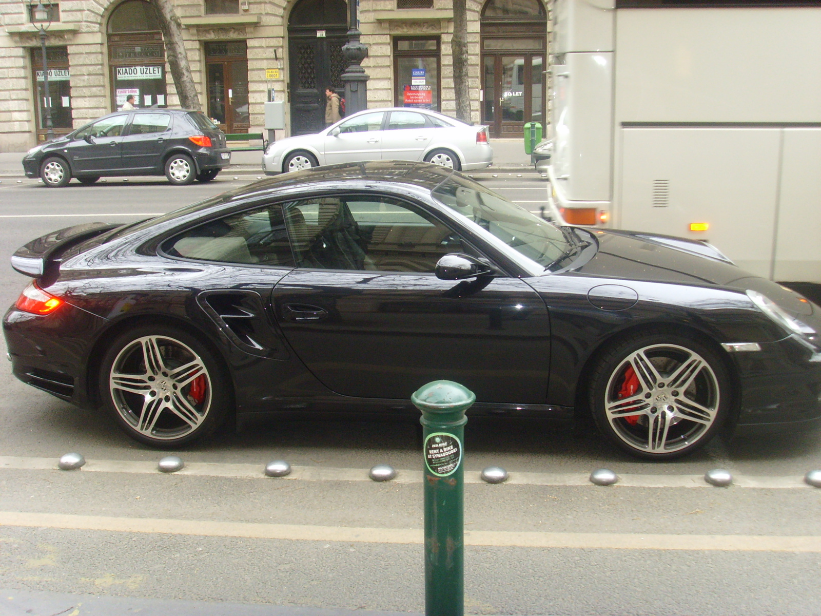 PORSCHE 911 TURBO