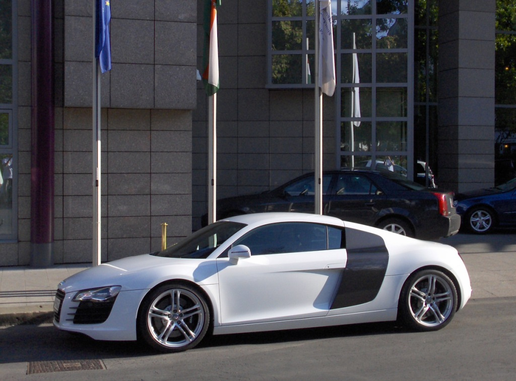 Audi R8