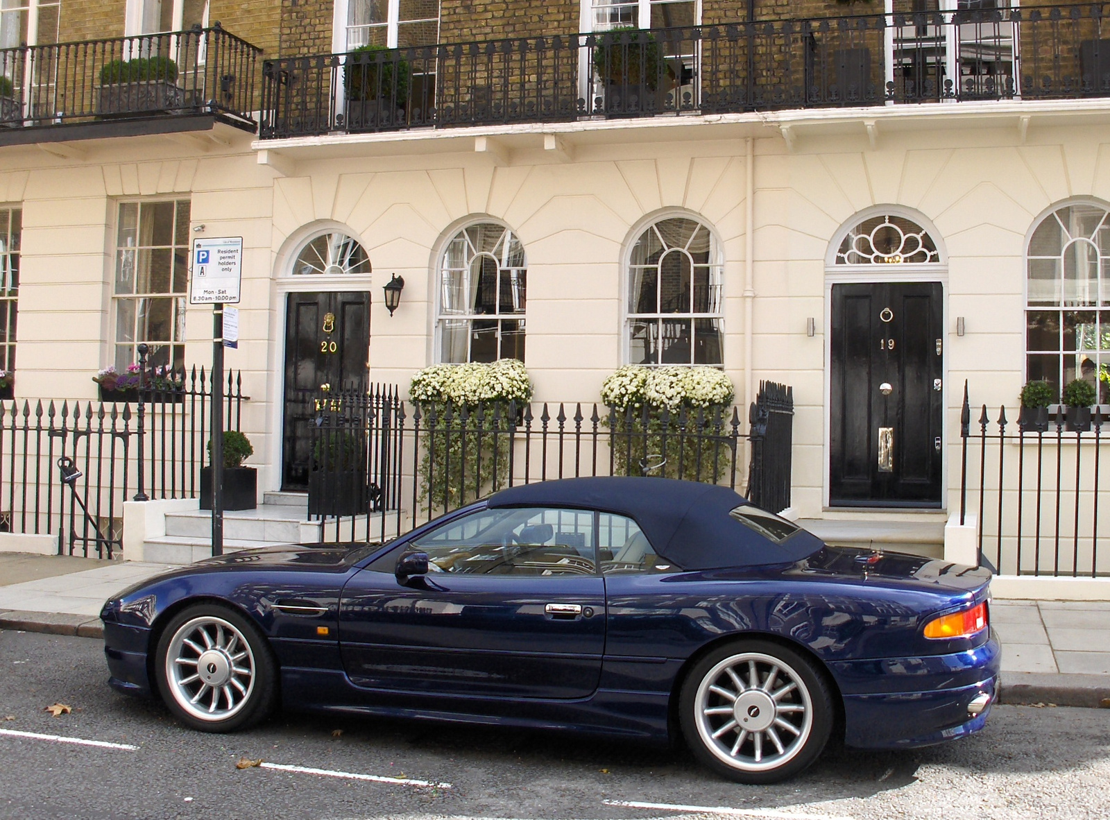 Aston Martin DB7 Volante