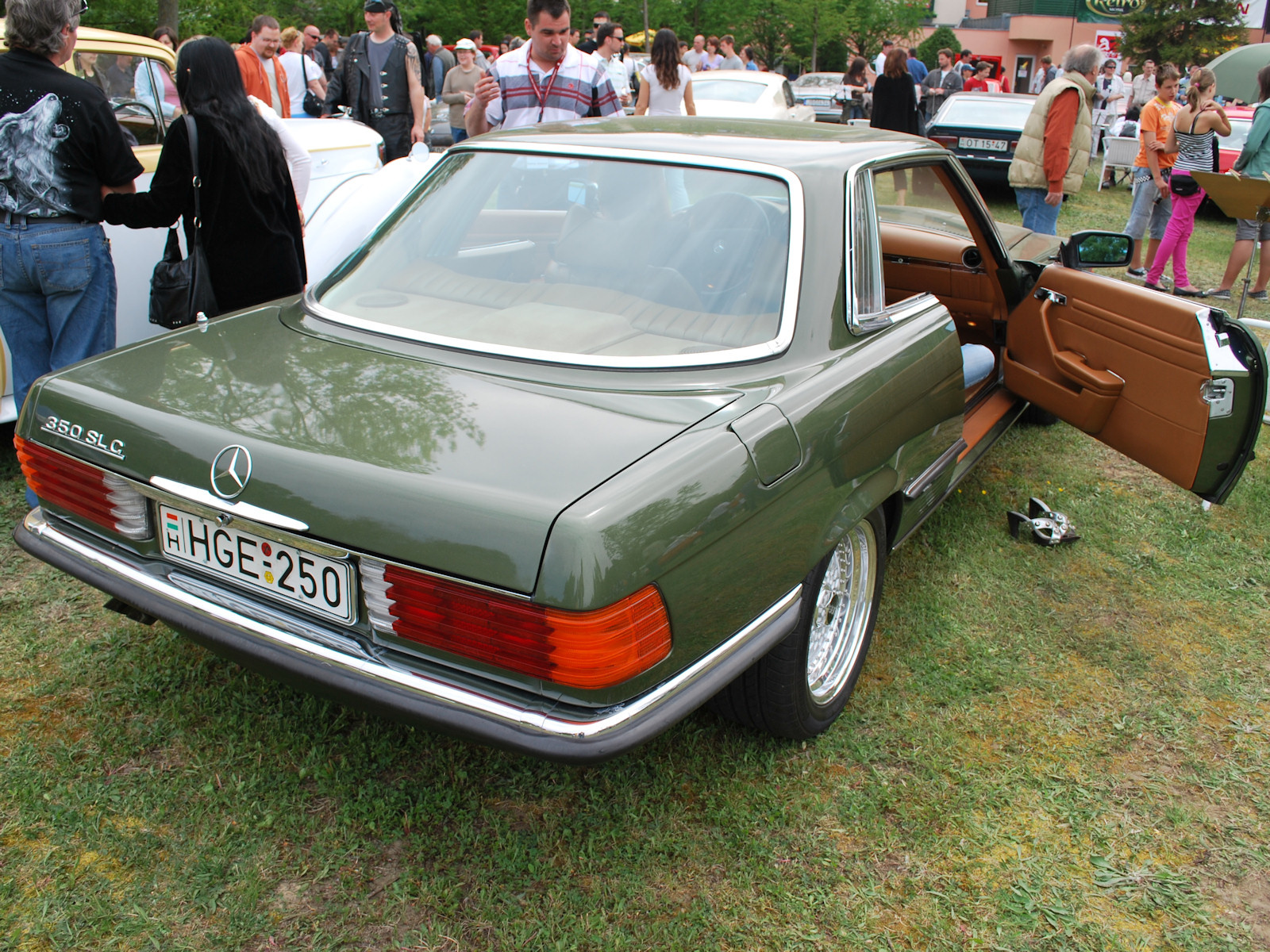 Mercedes-Benz 350 SLC