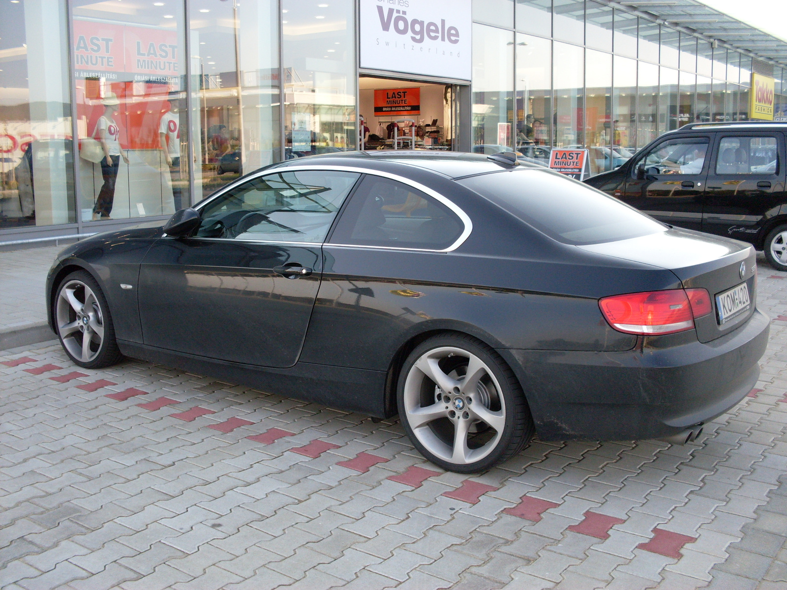 BMW 325i E-92