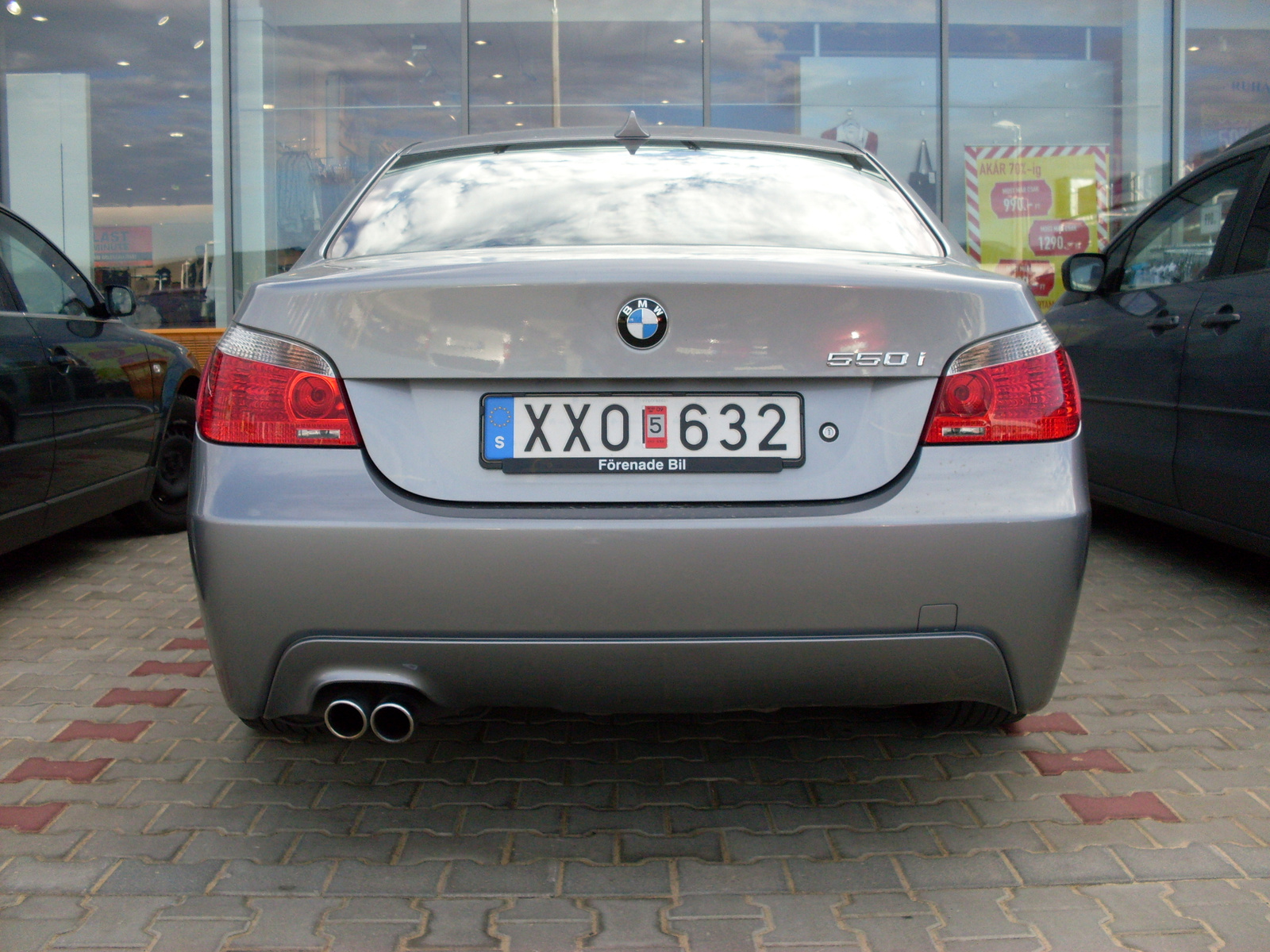 BMW 550i