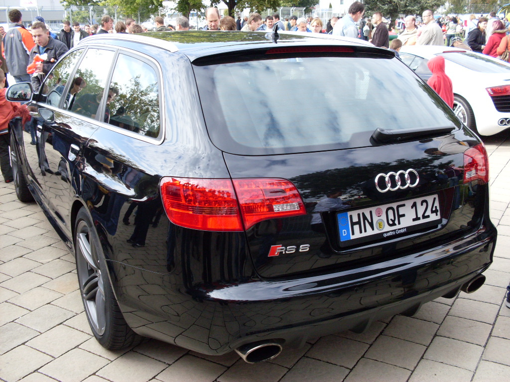 AUDI RS6