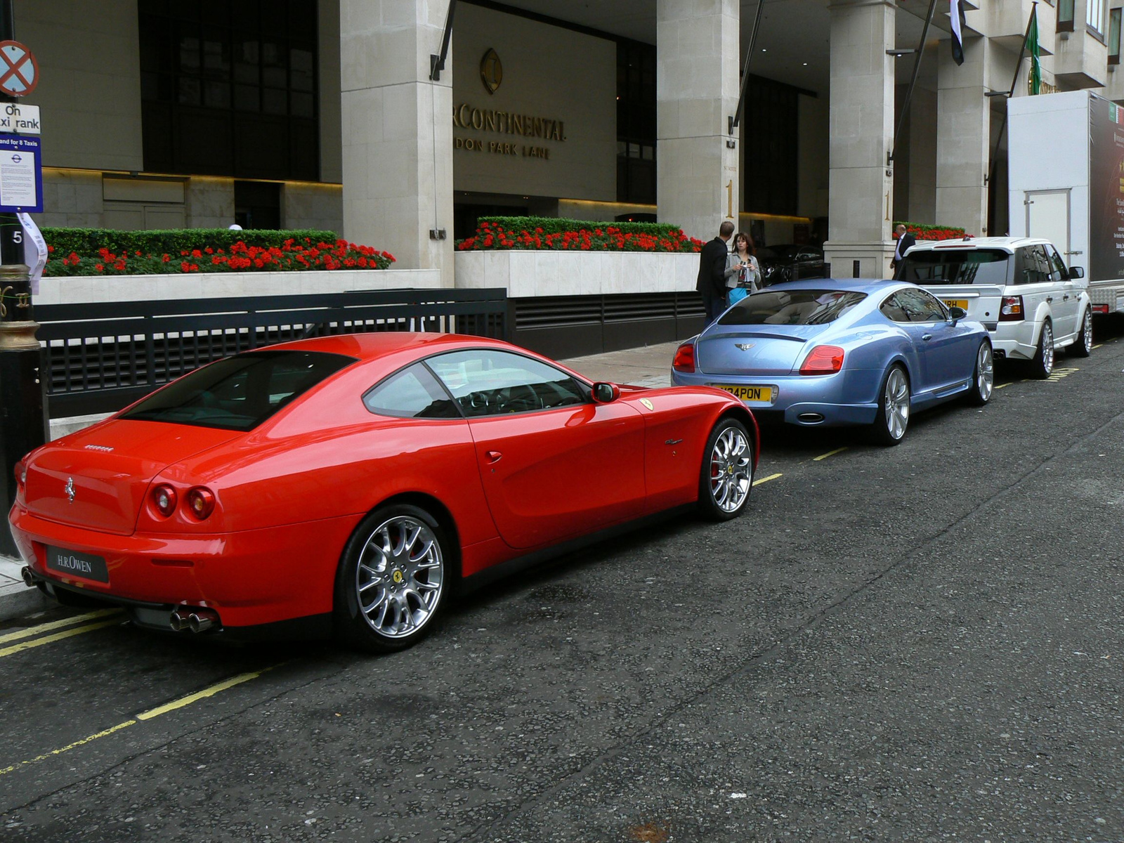 (4) Ferrari 612 & Bentley GTS