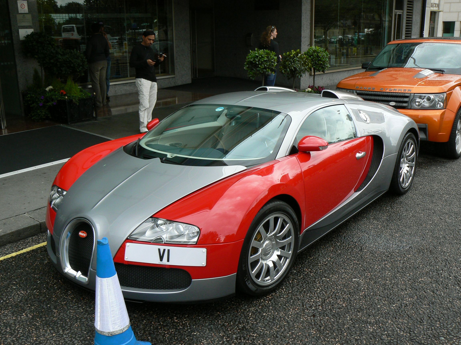 (5) Bugatti Veyron