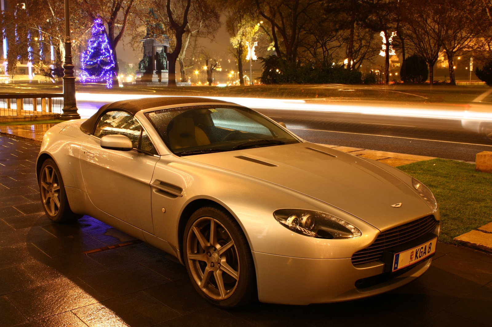 Aston Martin Vantage Roadster 021