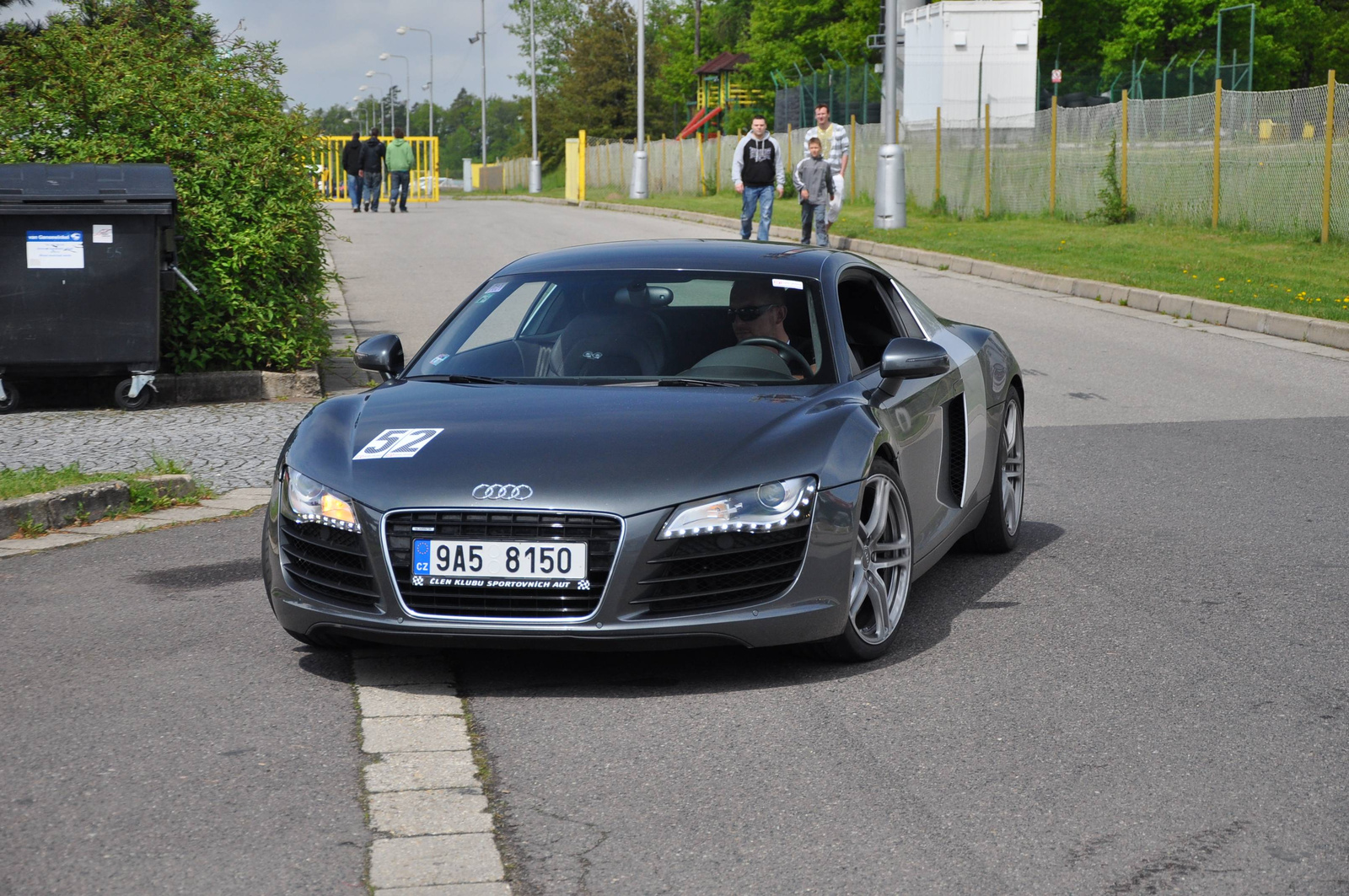 Audi R8