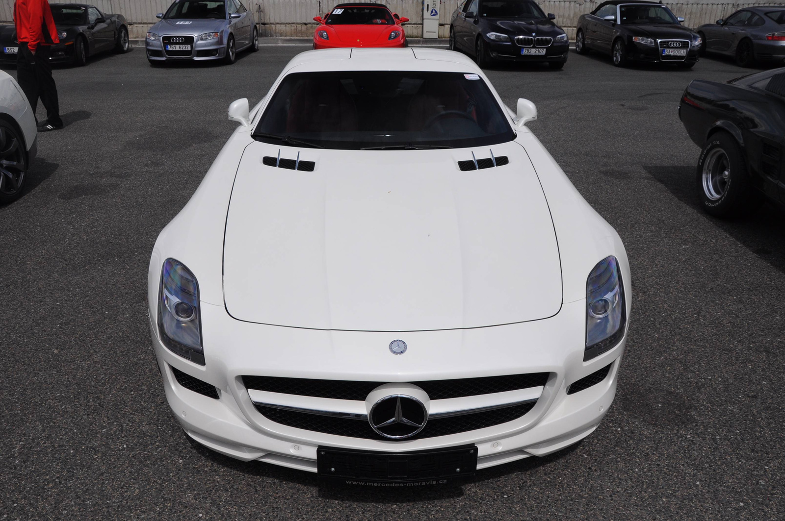 Mercedes SLS AMG