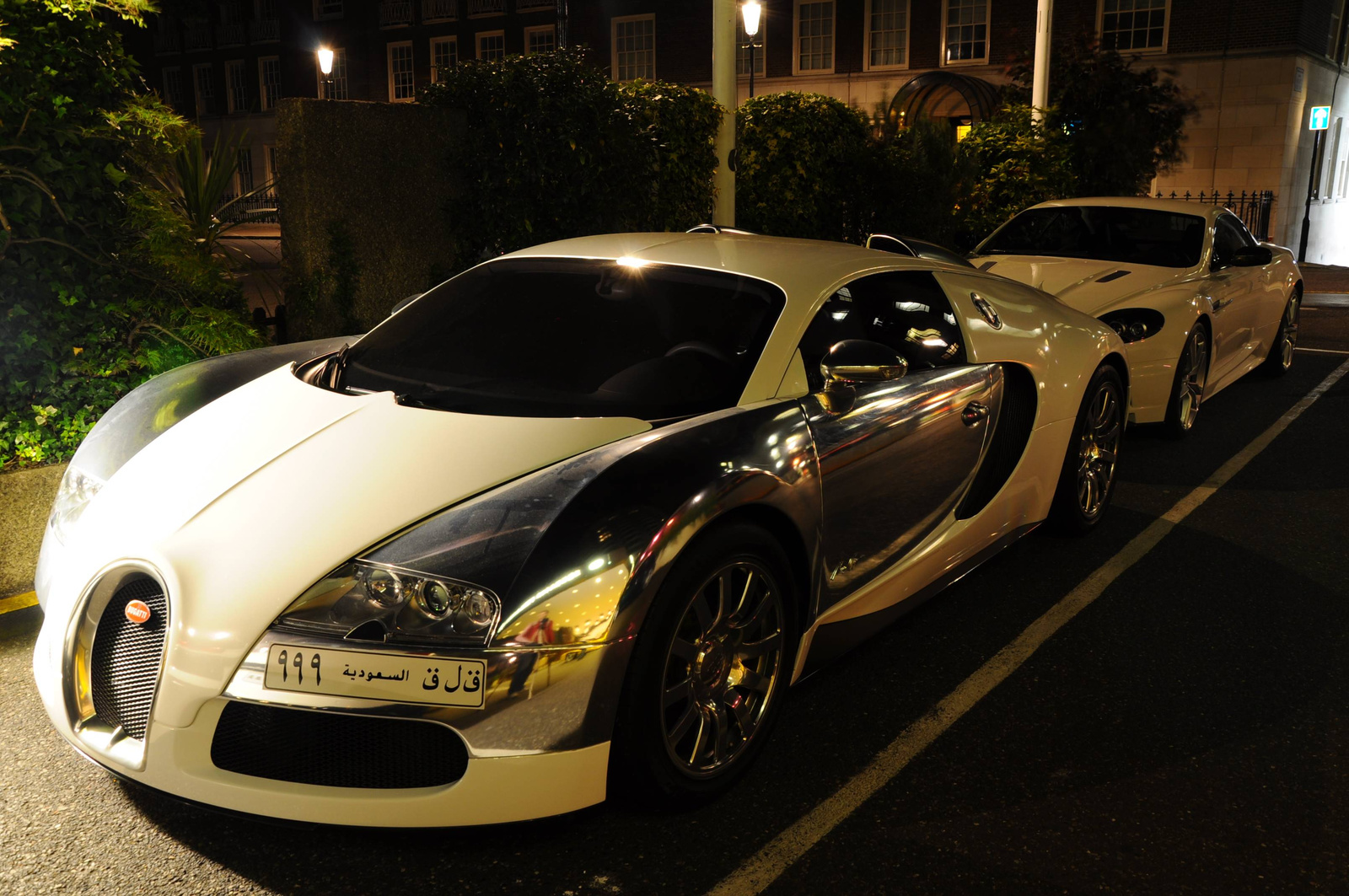 Bugatti Veyron & Aston Martin DBS