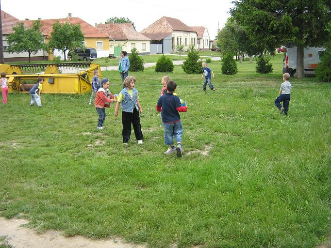 2009.06.02.Erdei óvoda Gara 087