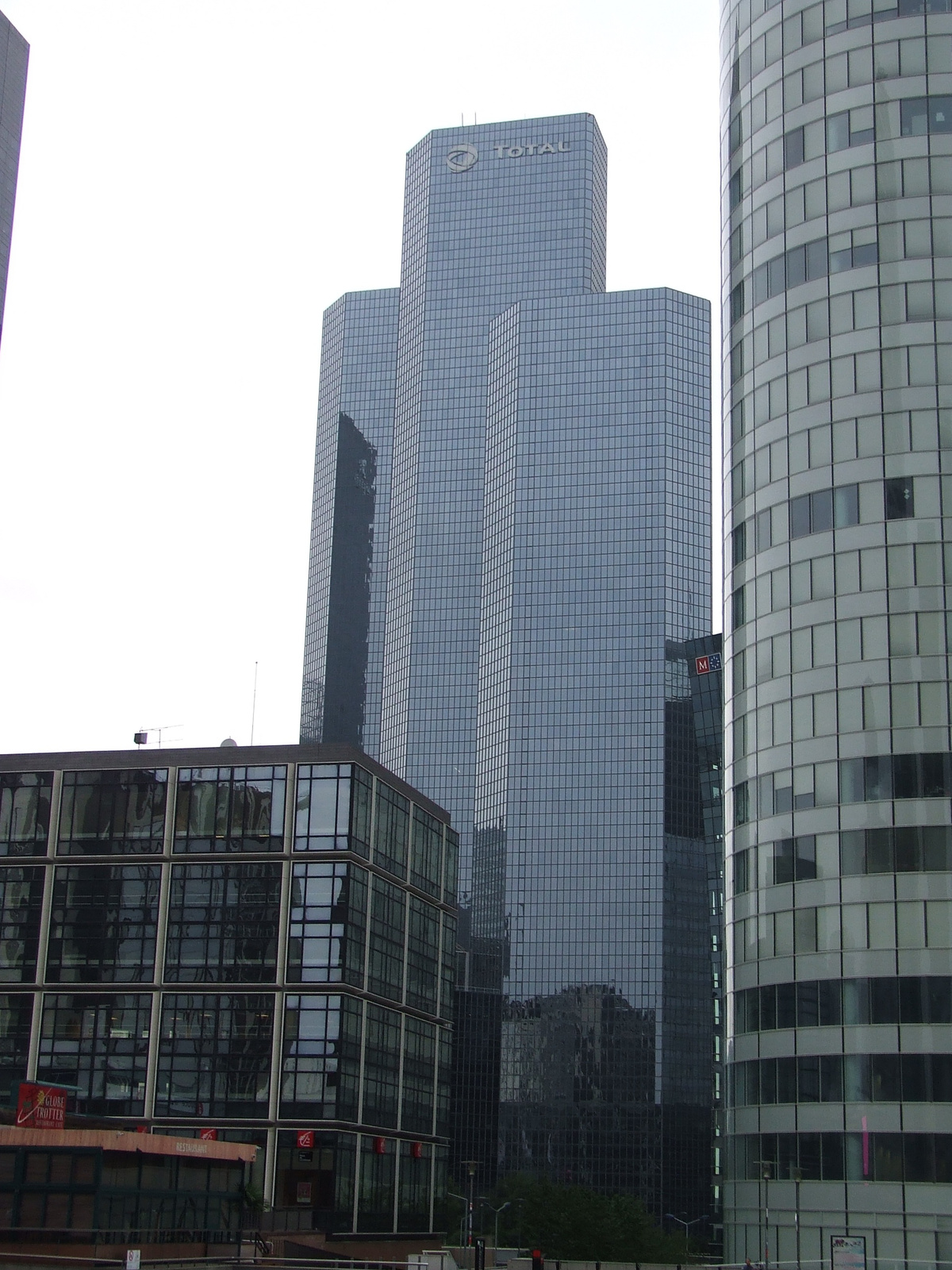 8. nap Défense